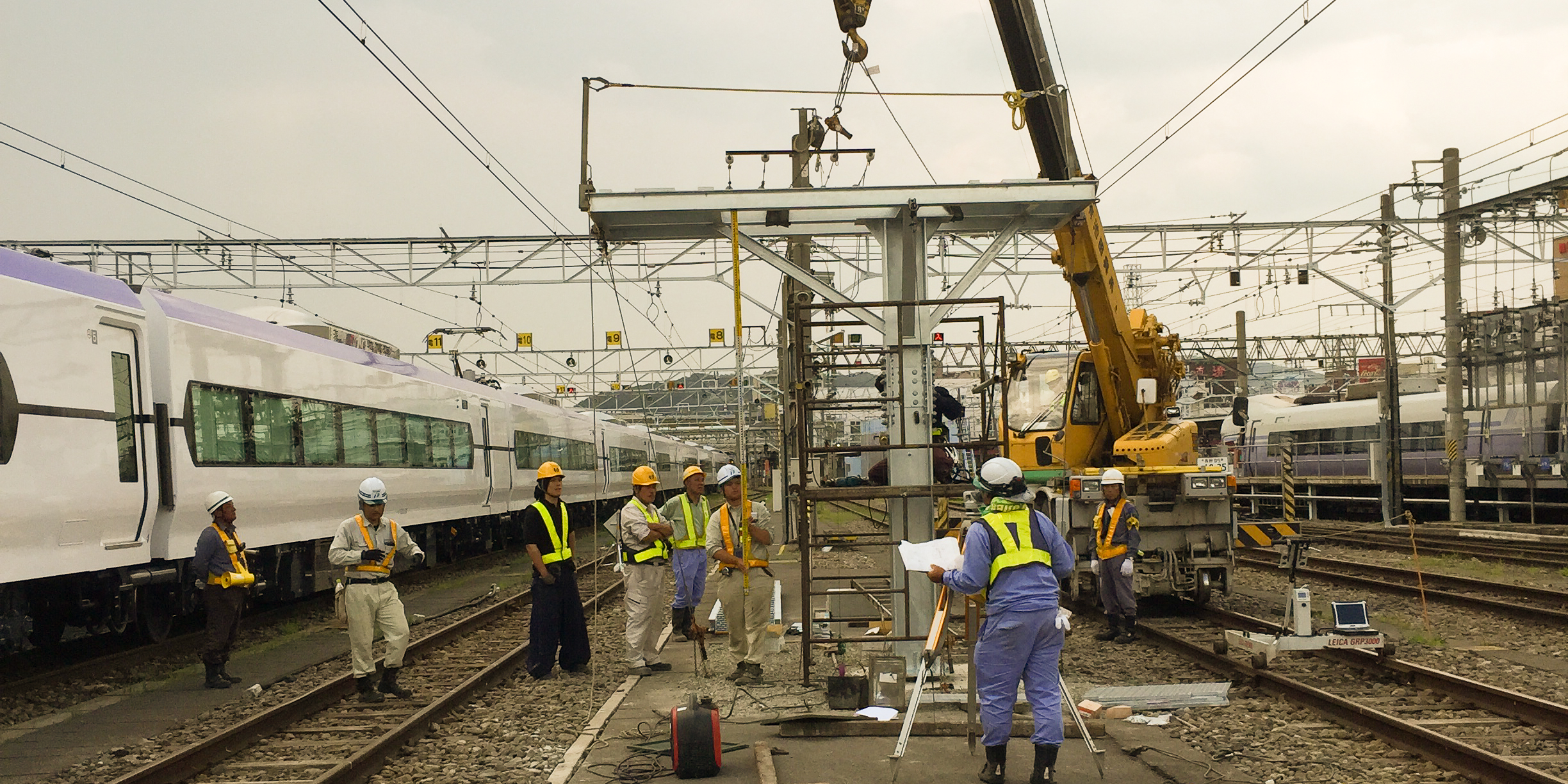 パンタグラフ点検台製作
