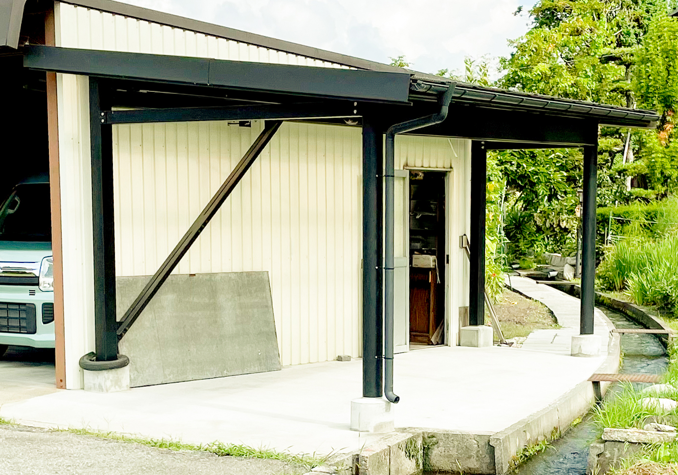 鉄骨カーポート