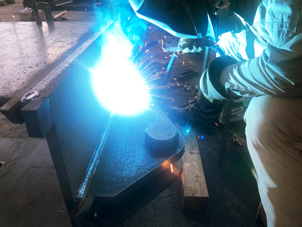 溶接作業の様子